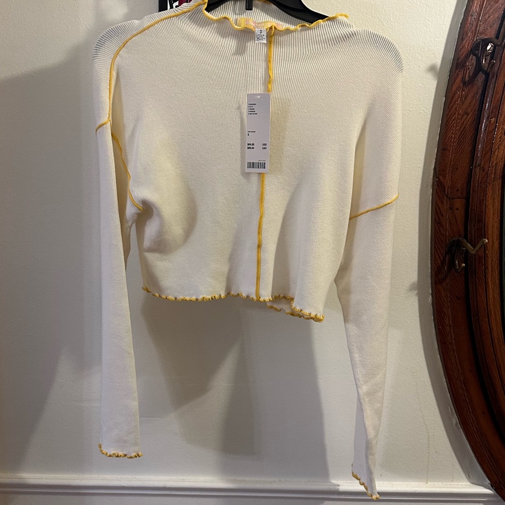 Urban outfitters crop top